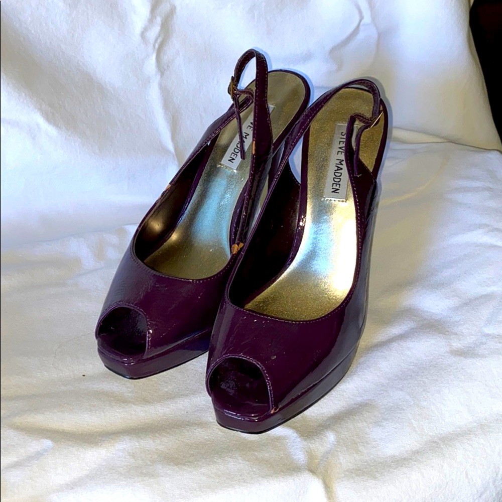 Steve Madden patent leather sling-back/ purple